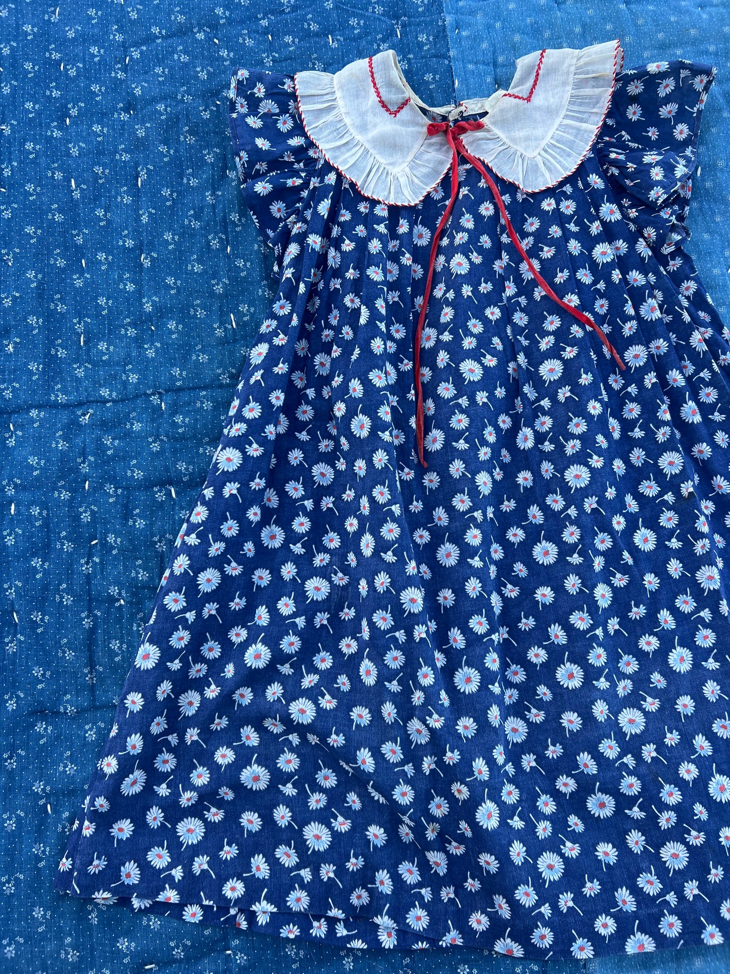 1940s daisy dress