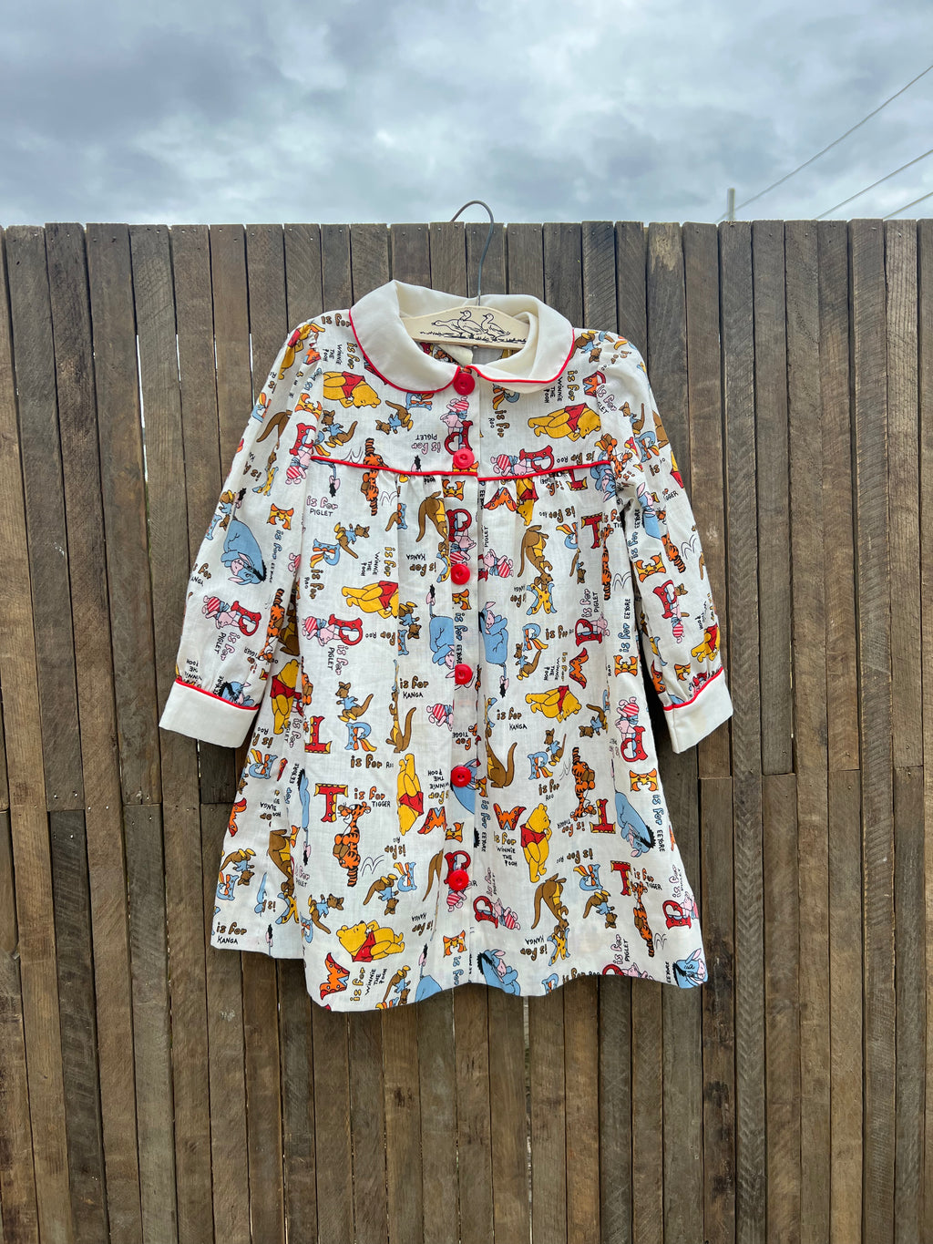 vintage winnie the pooh dress 1970s winnie the pooh dress – kid gloves